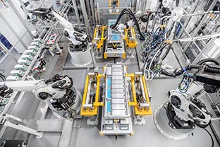 新能源汽車動力電池產業投資呈現“冰火兩重天” 新能源汽車動力電池產業投資呈現“冰火兩重天”